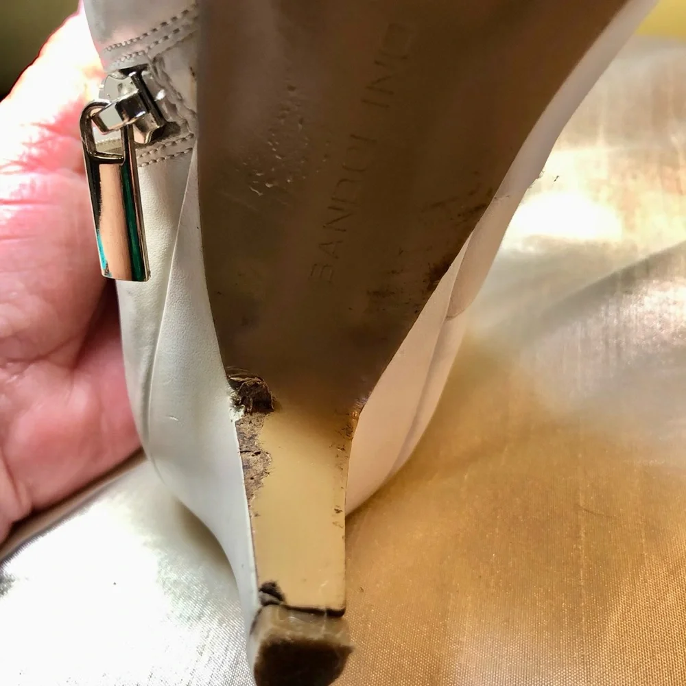 Boot - Picture 6 of 15